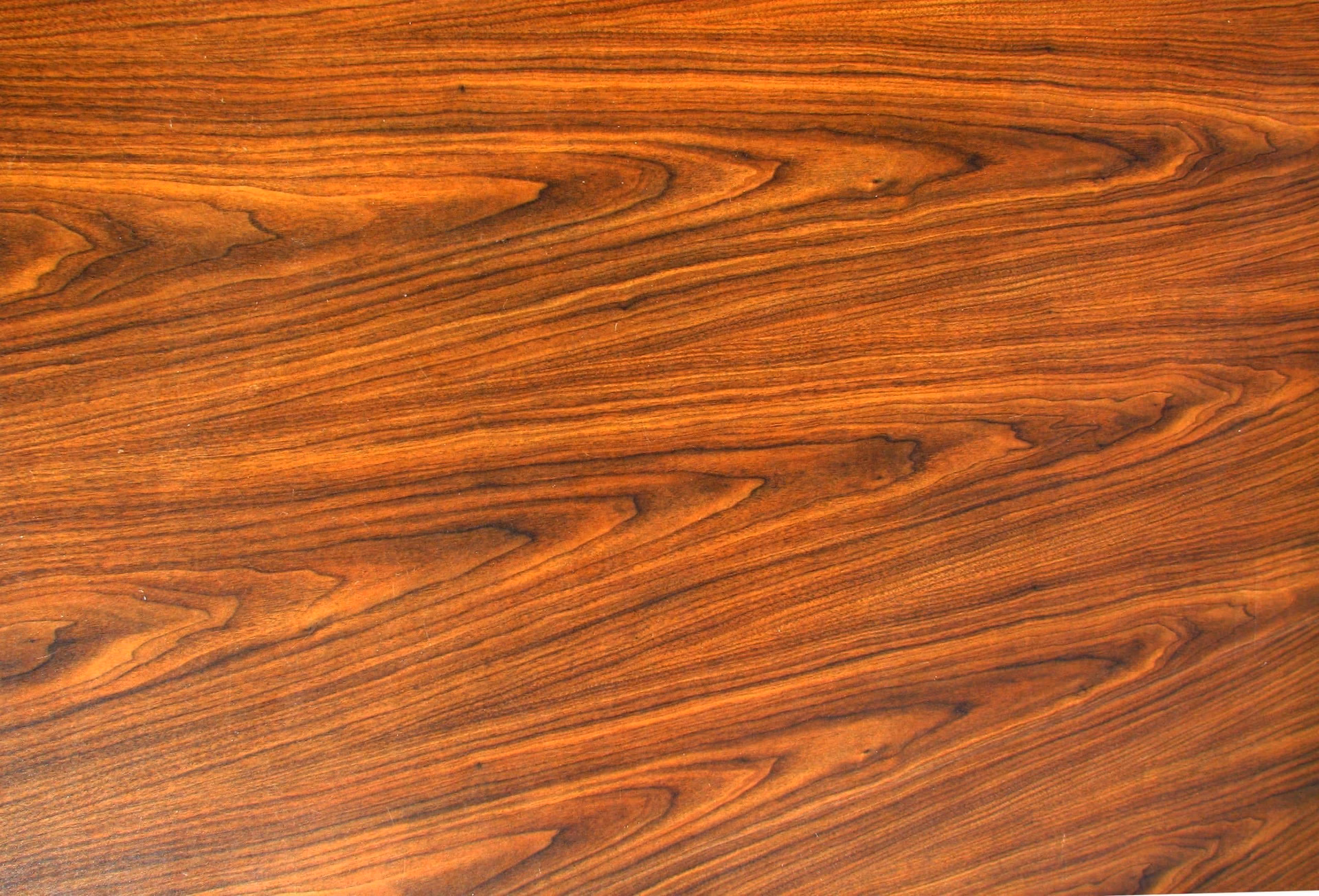 Welke kleur hout heeft acacia?