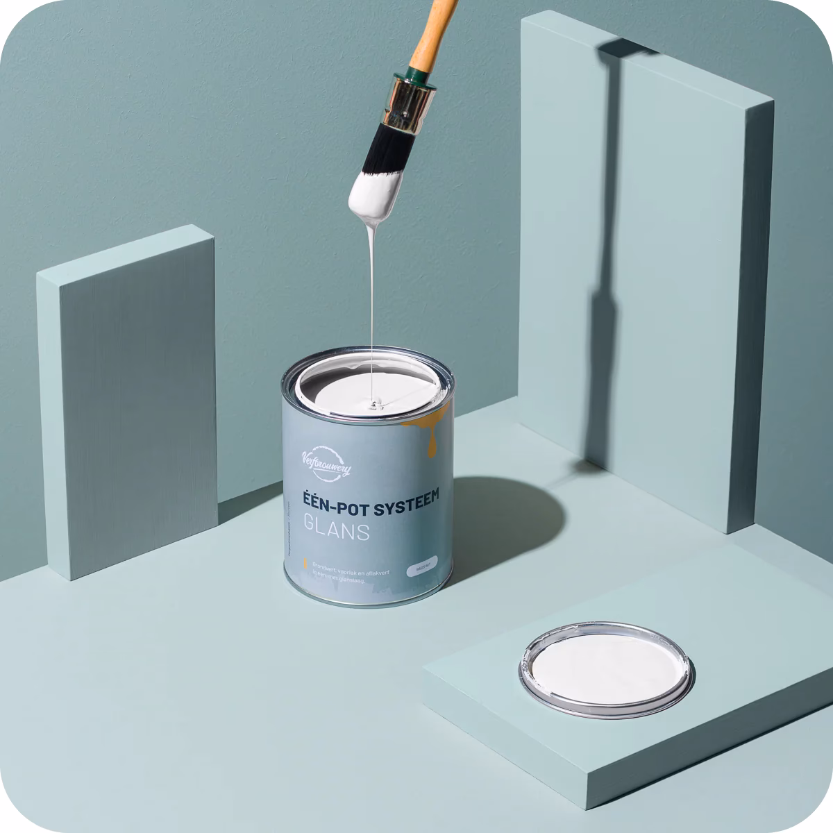 Hoe groot is een emmer verf?