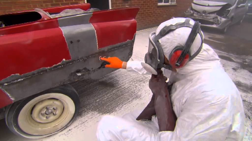 Wat is het beste om autolak te verwijderen?