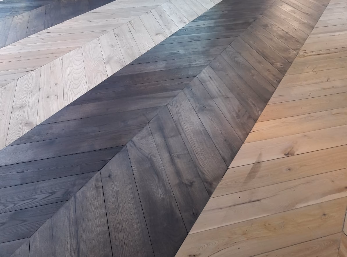 Wat is de beste verf voor een houten vloer?