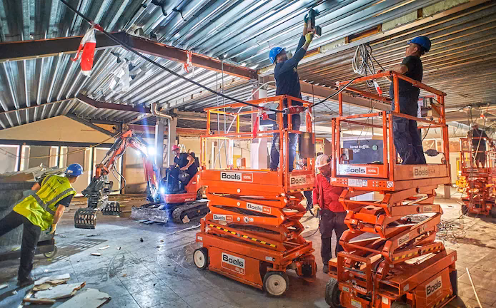 Wat kost een steiger huren bij Boels?