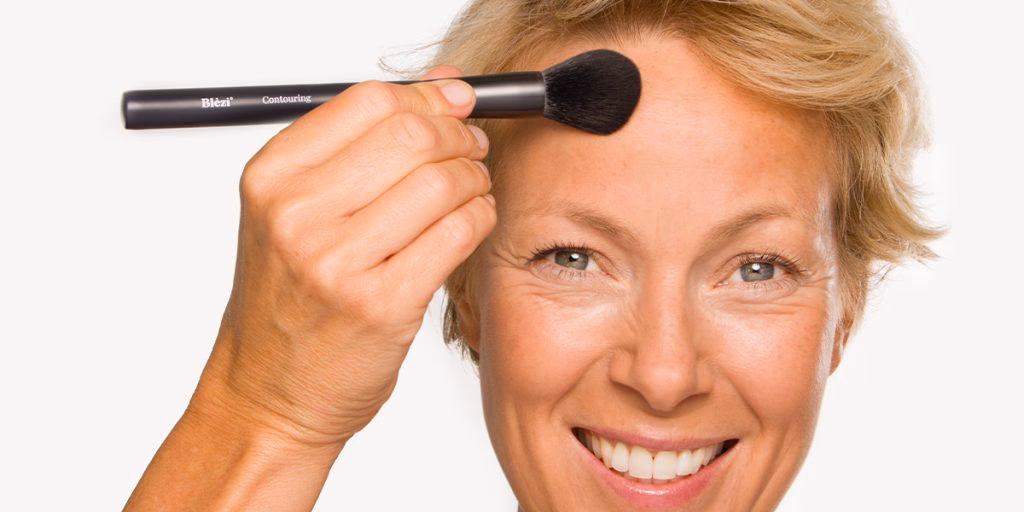 Hoe moet je bronzer aanbrengen?