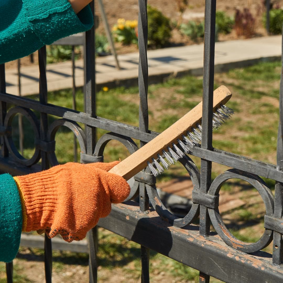 Kan buitenlak op metaal?