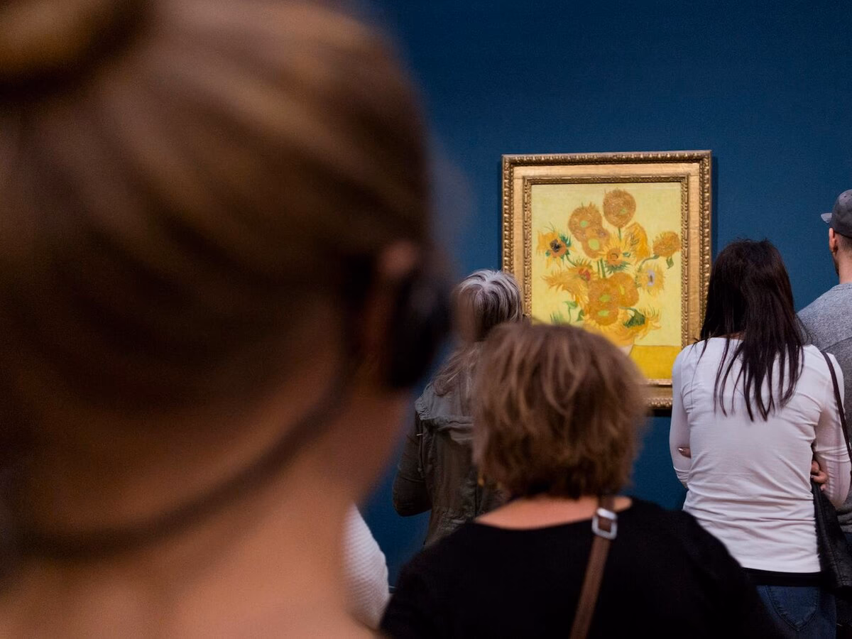 Waarom heeft Vincent van Gogh zonnebloemen geschilderd?