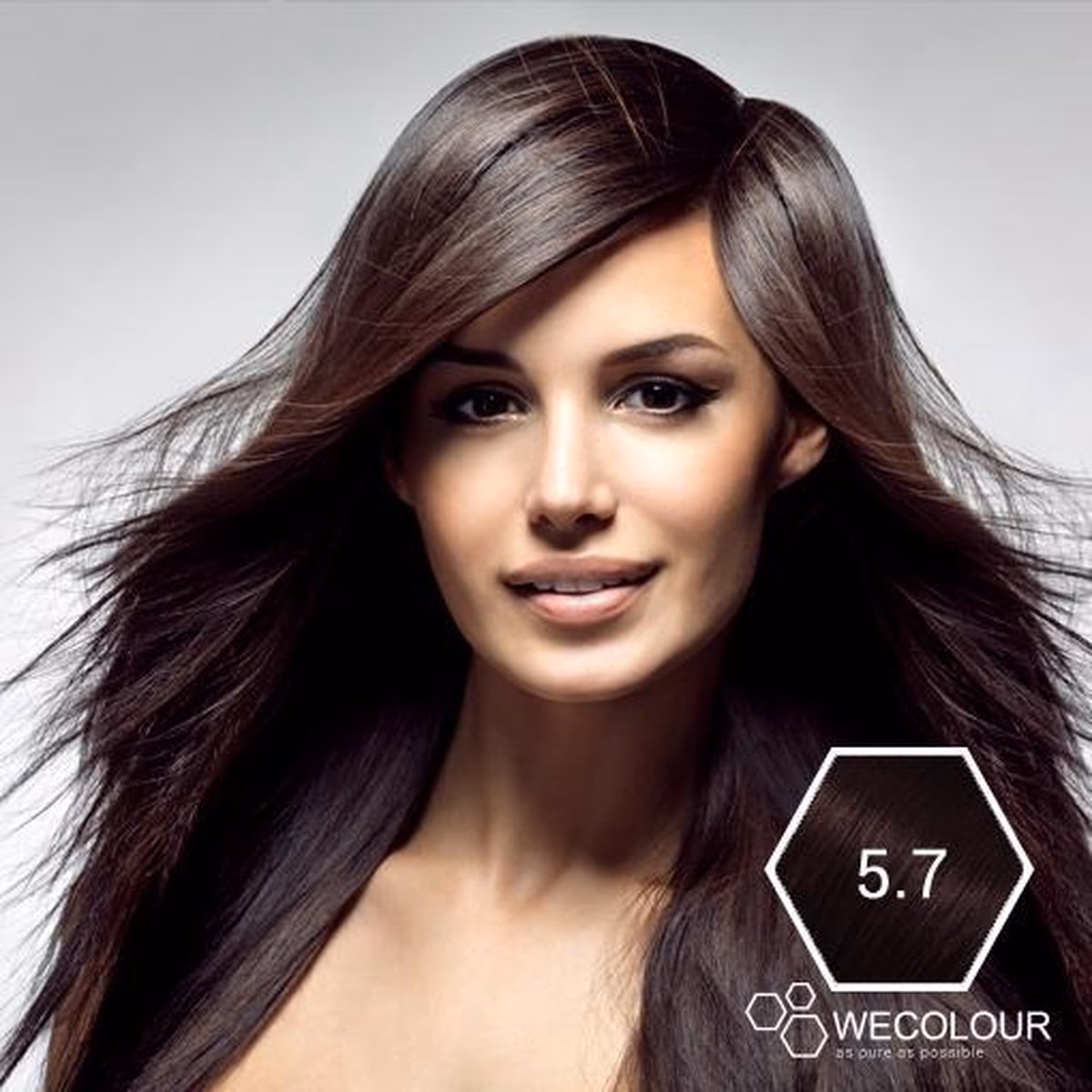 Wat is het verschil tussen donkerbruin en chocoladebruin haar?