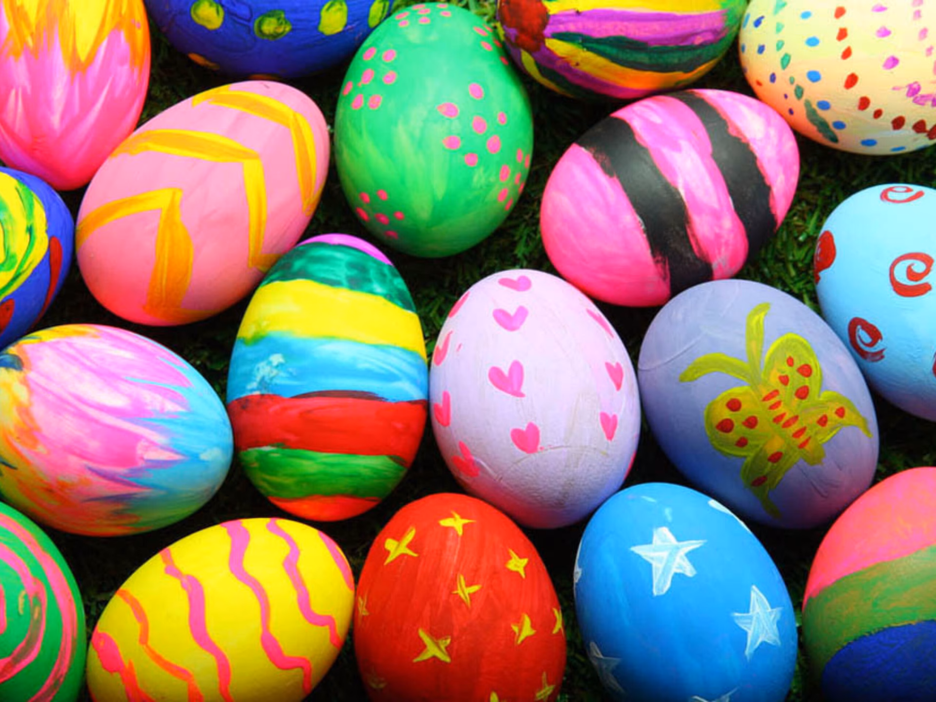 Welke verf is geschikt om eieren te schilderen?