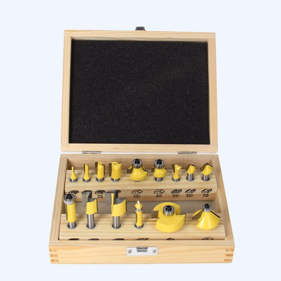 Kan Praxis hout frezen?