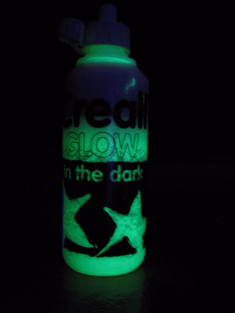 Kan glow-in-the-darkverf buiten gebruikt worden?