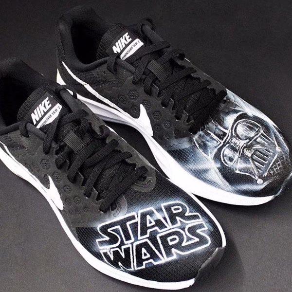 Kun je glow-in-the-dark-verf op schoenen gebruiken?