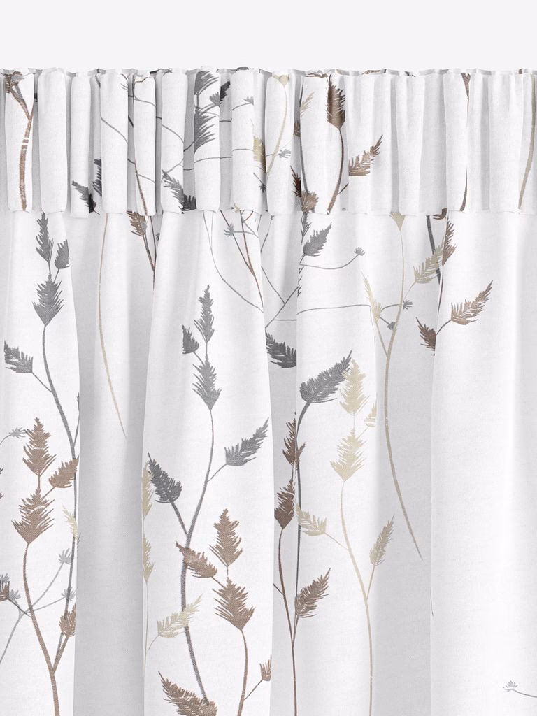 Hoeveel cm hang je gordijnen van de muur af?