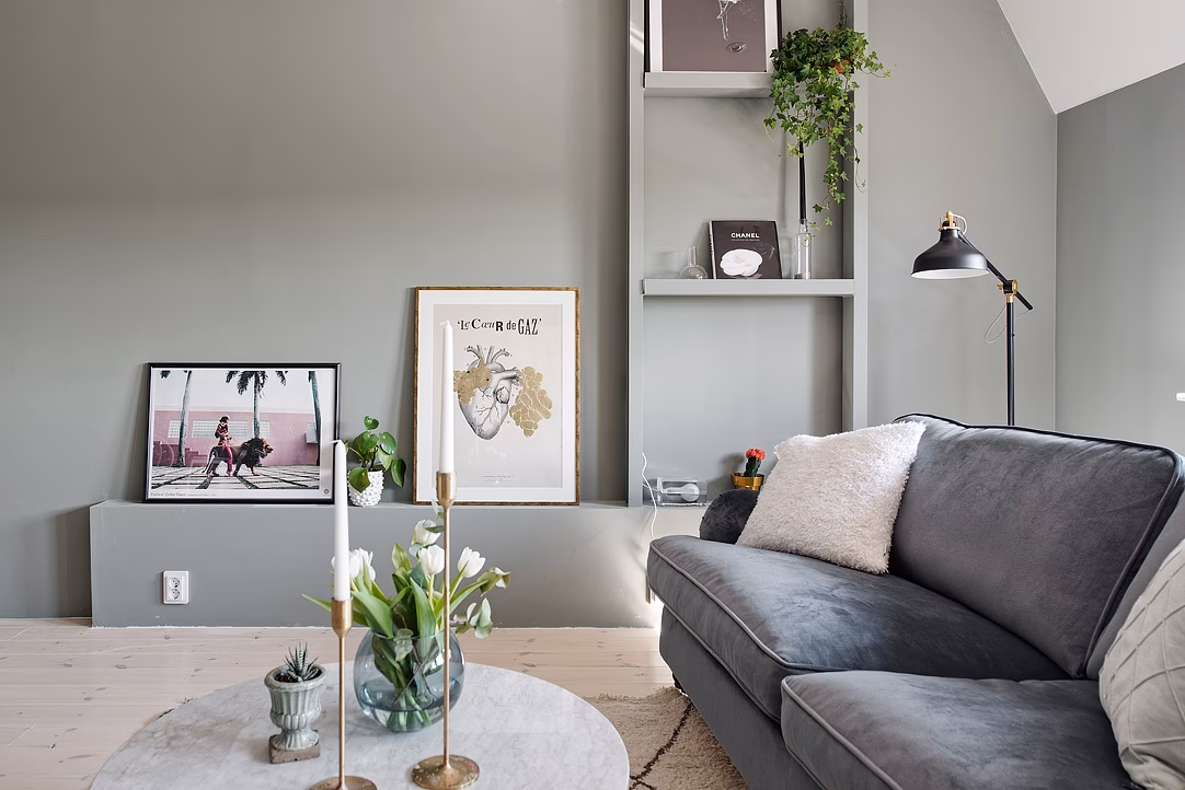 Hoe kan ik twee muren tegenover elkaar verven voor een optisch kleureffect?