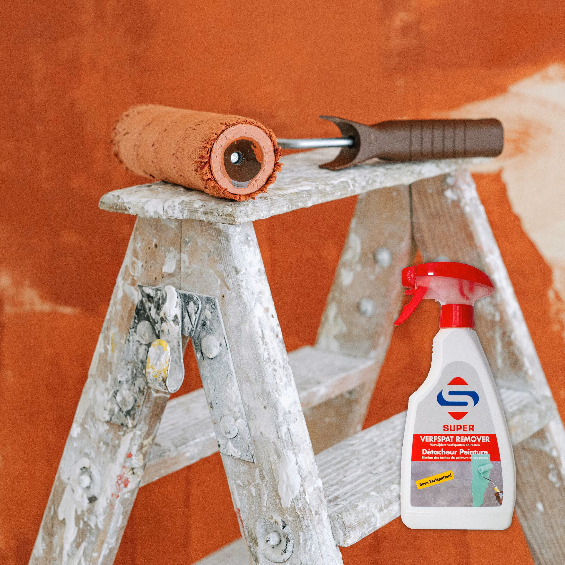 Hoe maak ik wit geverfde traptreden schoon?