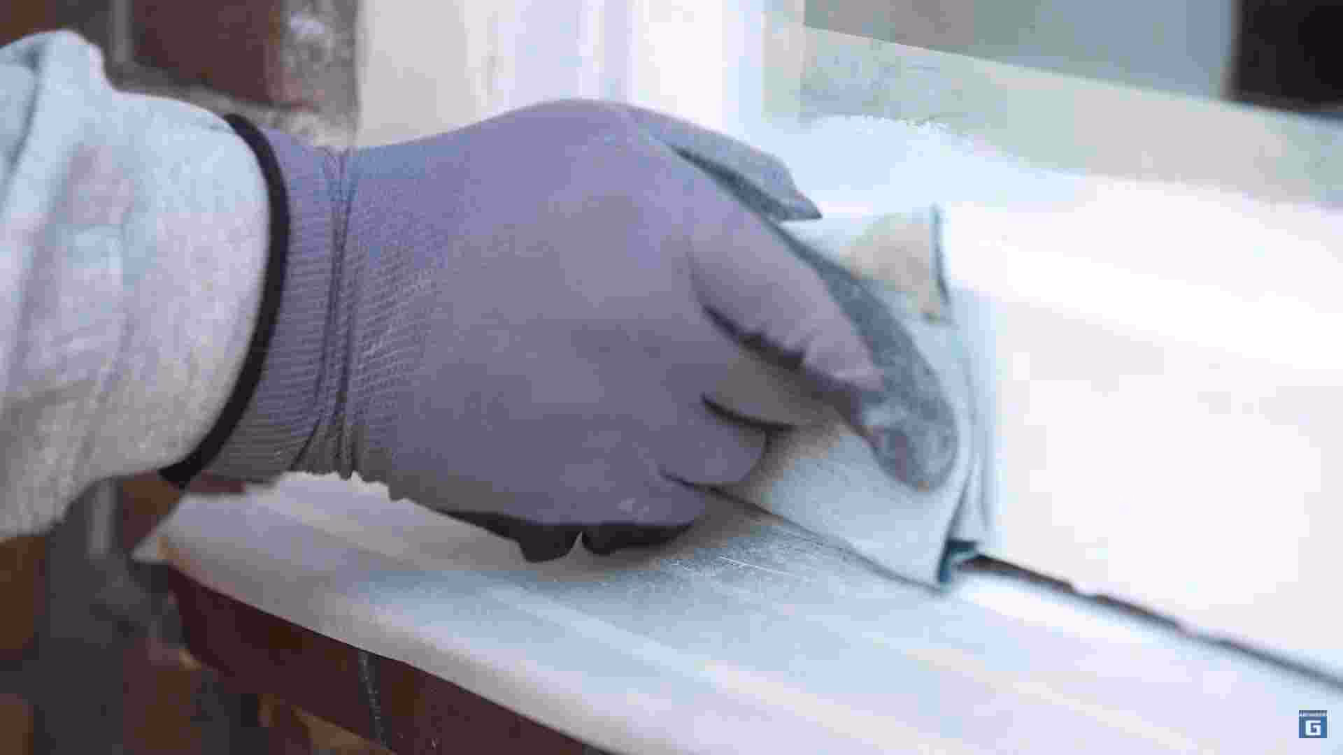 Hoe verf je zijde satijn?