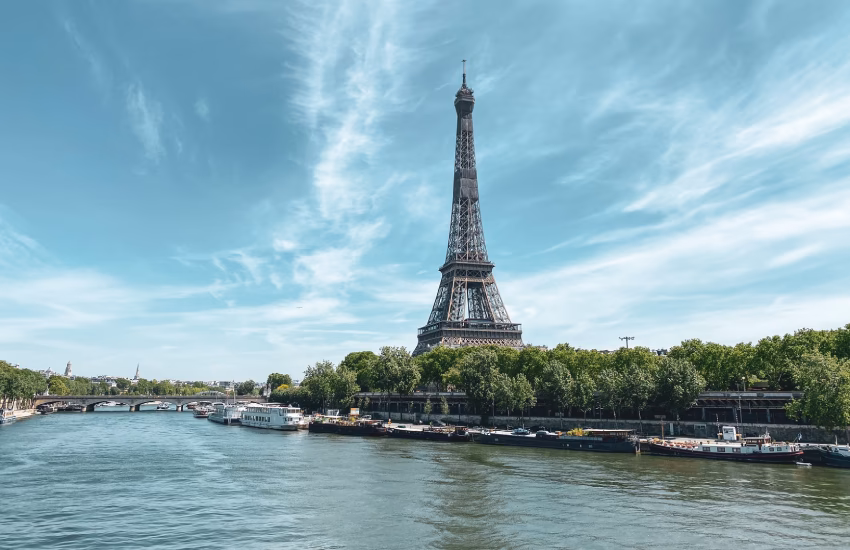 Hoeveel verf is er nodig om de Eiffeltoren te verven?