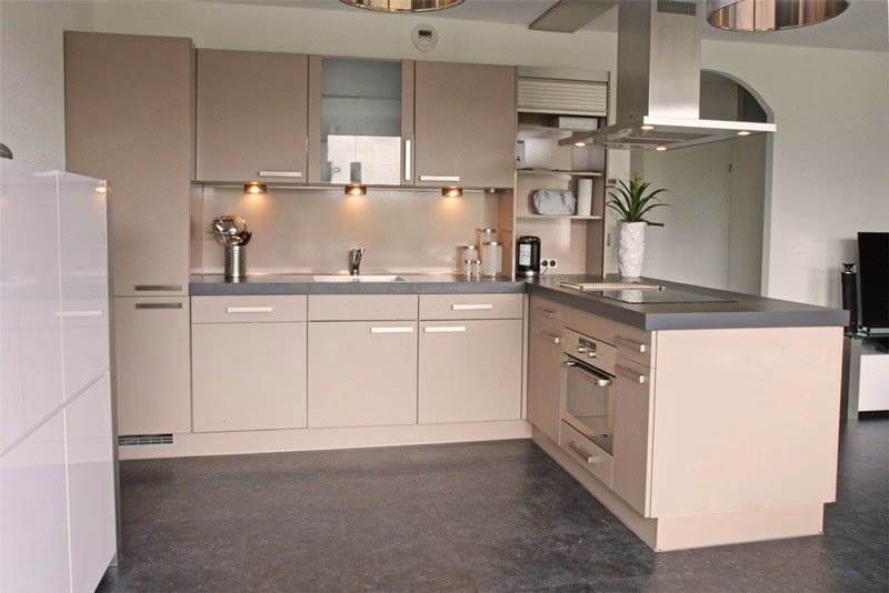 Wat zijn de nadelen van het spuiten van keukenkastjes?