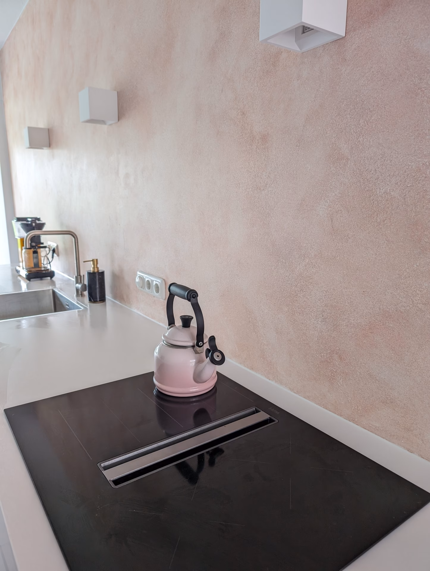 Kan ik mijn keuken roze verven?