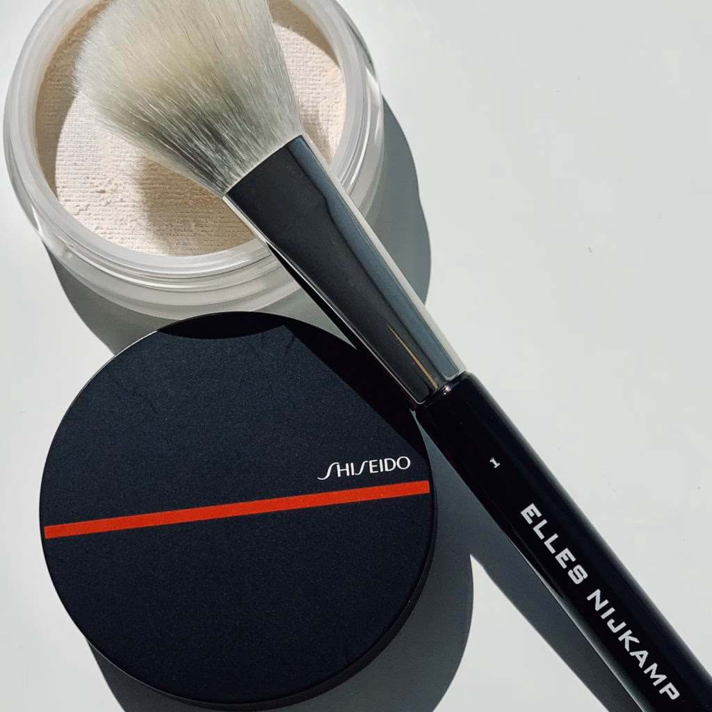 Hoe oud is Elles Nijkamp?