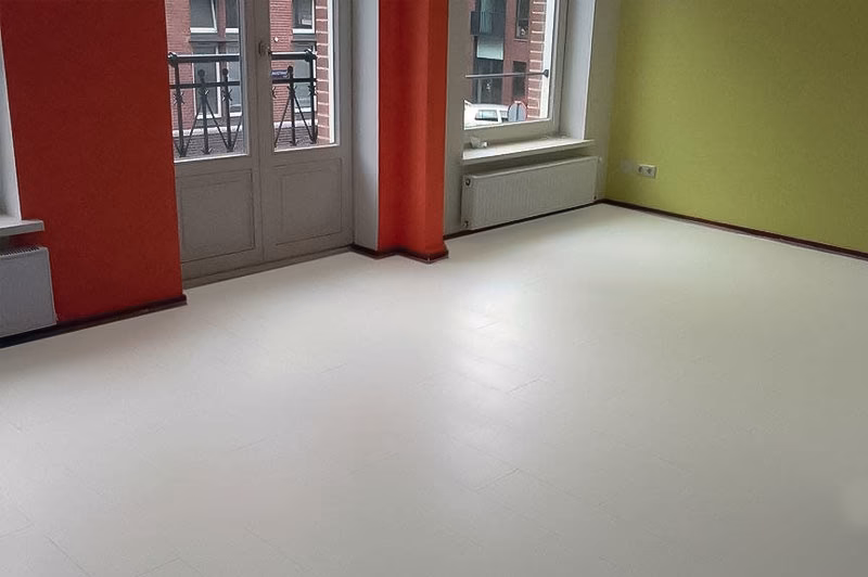 Kan ik laminaat verven zonder het te schuren?