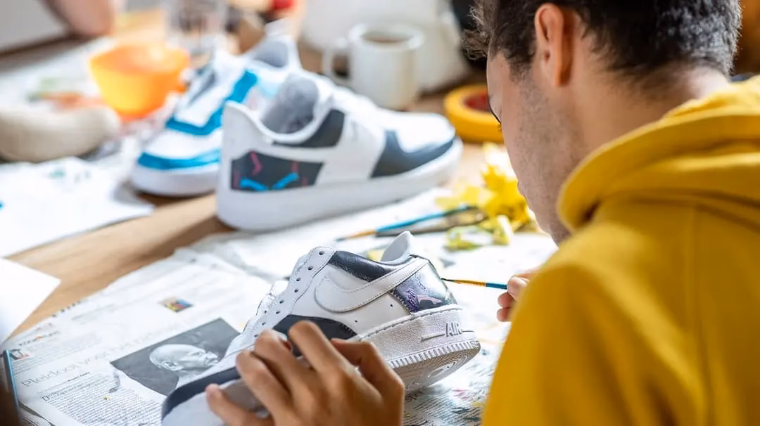 Kan ik leer verven met schoenpoets?