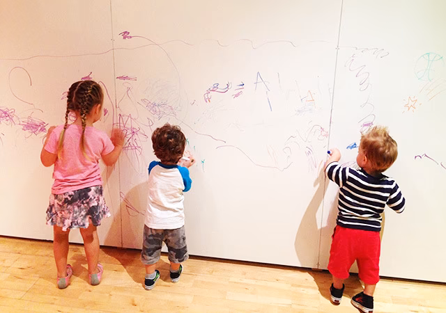 Is het oké om te schilderen met kinderen in huis?