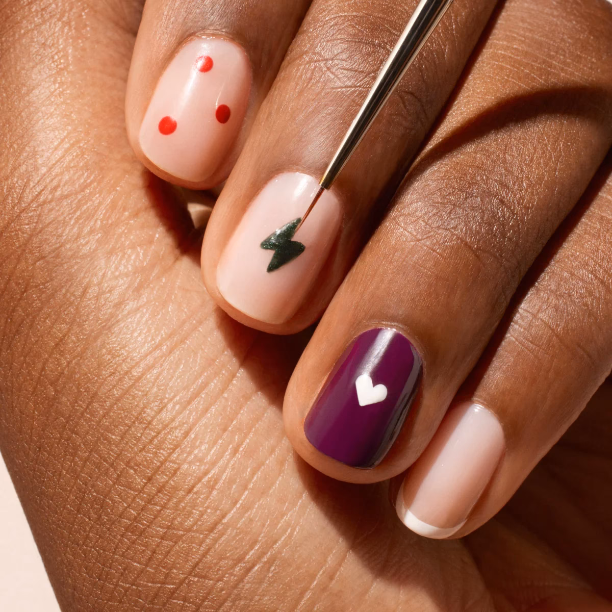 Welke nagellak voor nail art?