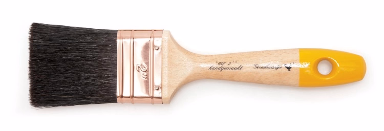 Is een platte kwast beter voor foundation?