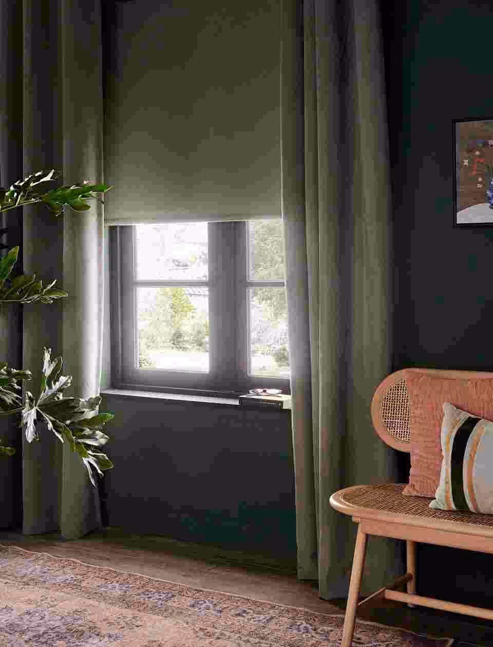 Hoe kan ik mijn raam donker maken?