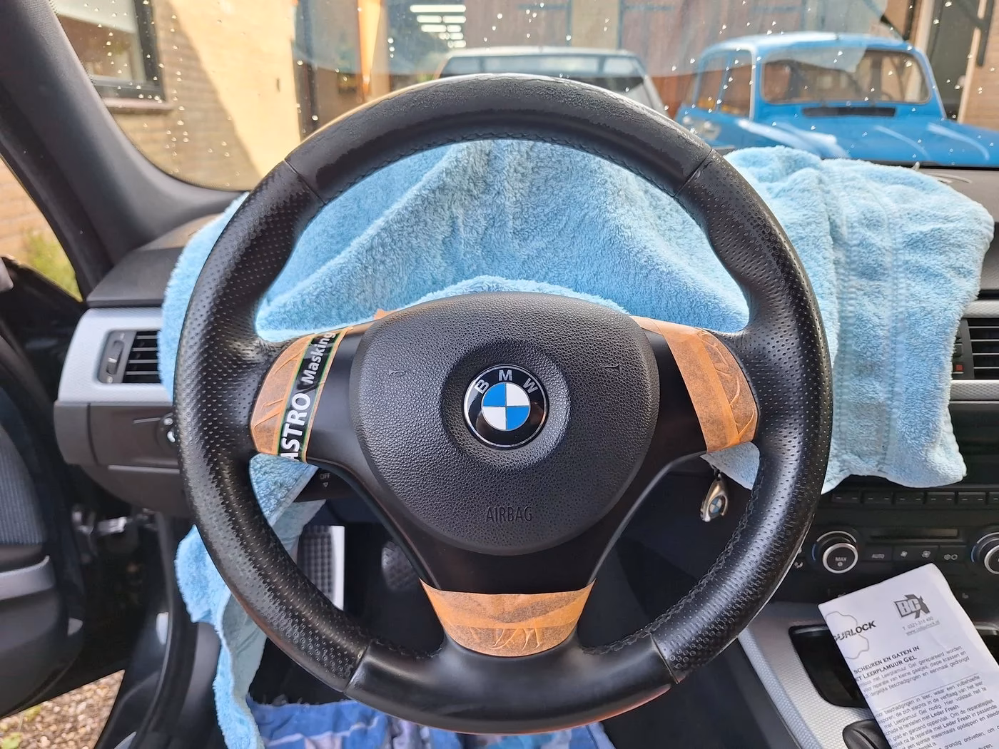 Welke verf moet ik gebruiken voor een stuurwiel?