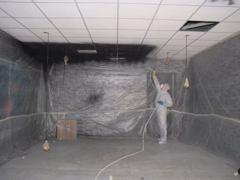 Kun je een systeemplafond spuiten?