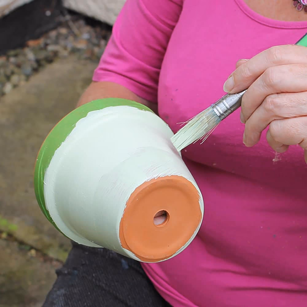 Welk soort verf kan ik gebruiken op terracotta buiten?