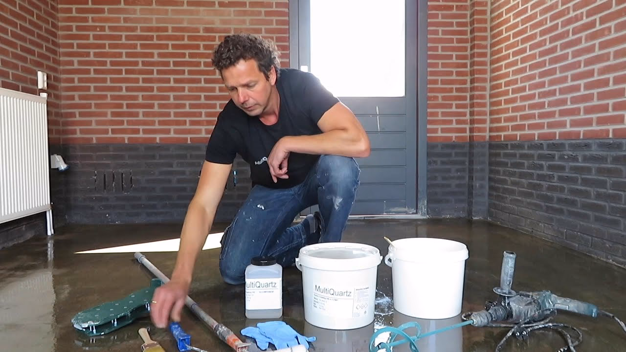 Kan ik polyurethaan over gewone verf aanbrengen?