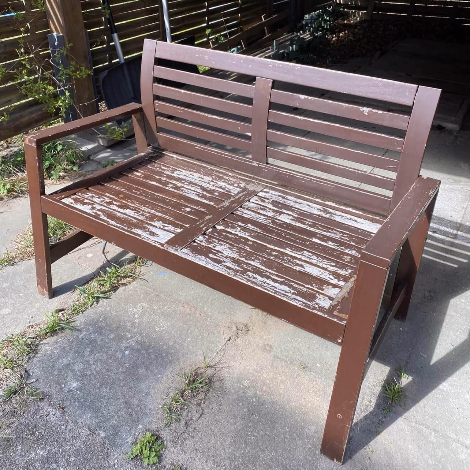 Moet je een bank schuren voordat je hem gaat verven?